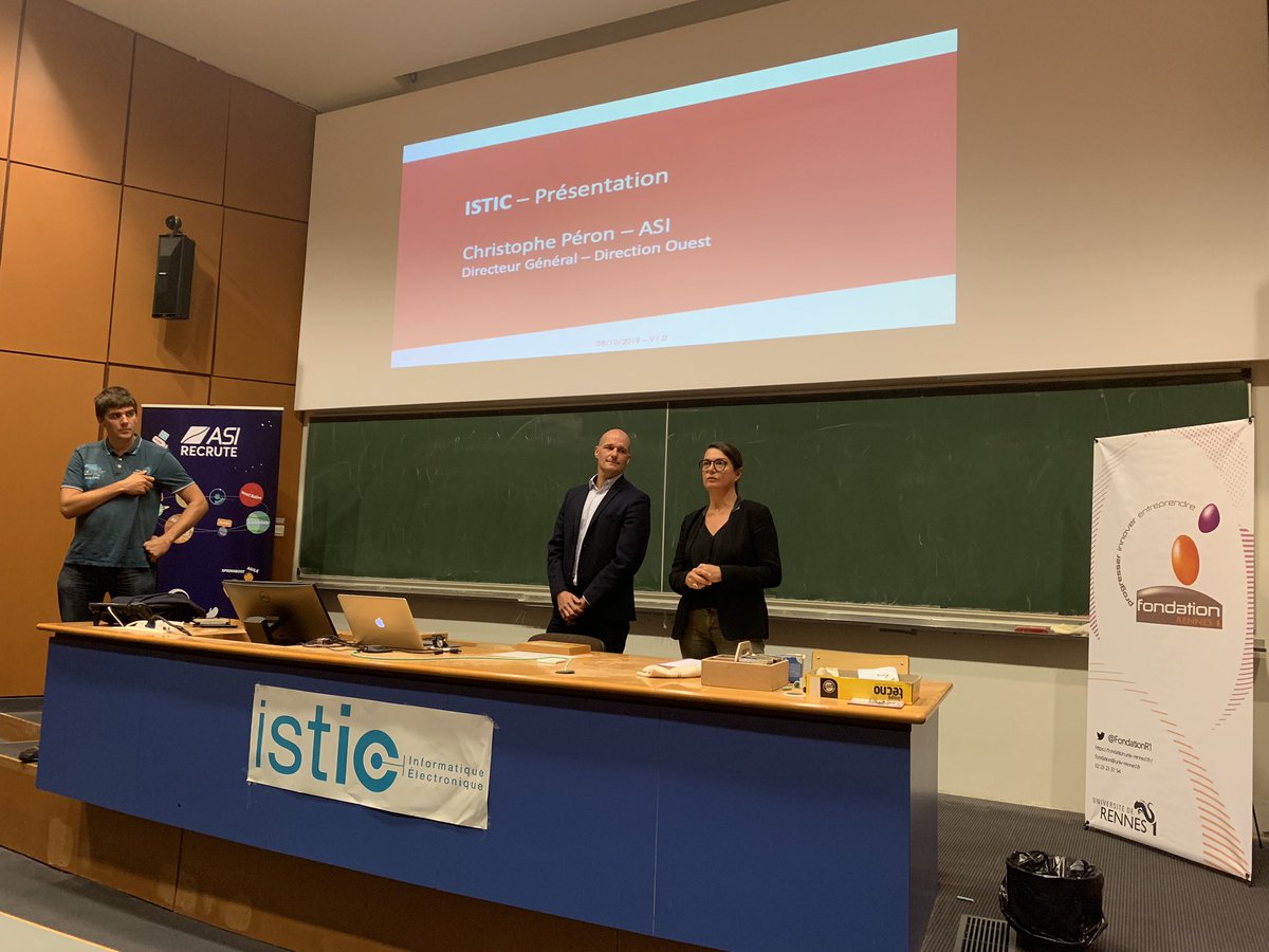 FondUnivRennes's tweet photo. Parrainage du Master #informatique spécialité ingénierie logicielle @ISTIC_Entrepren par @ASI_Informatic, membre de la @FondationR1
Merci à Christophe Peron, diplômé du même diplôme qui accomapgnera avec ses équipes les étudiants sur 2 ans ! De belles actions à venir ! https://t.co/SOVJuaiZ77