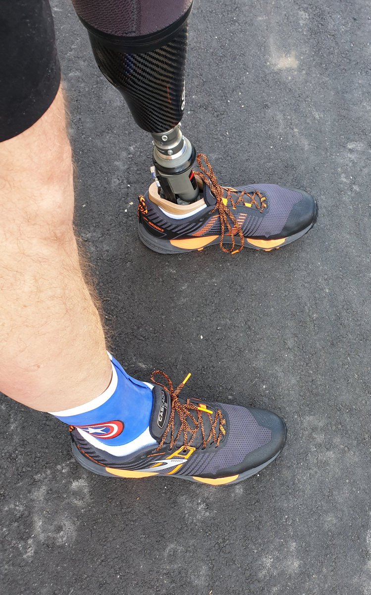 disco2man's tweet photo. Legs are out and off for some walk time #StriveForBetter #AmpLife #SAFO #Prosthetics #Endurance #DorsetOrtho #NeverGiveUp #ChallengeAmerica #DropFoot #bodydifferences..... https://t.co/AaWmN3p6GM