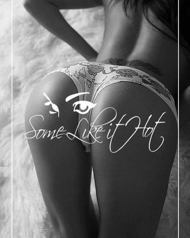SomeLikeItHotNE's tweet photo. Brighten up your Tuesday?🍑

Selected £4 Doubles available until 12am😈 https://t.co/BqSutv5Gcj