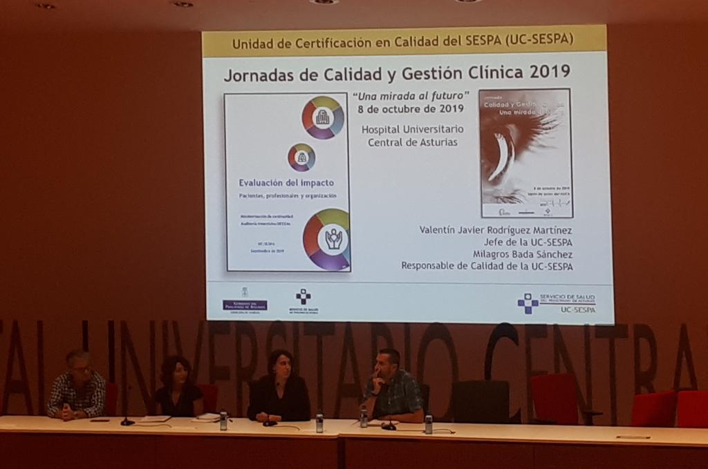 BelenSumi's tweet photo. Mesa de "medición, evaluación y análisis"  de la mano de @eullaneza en #JCGC2019  @iaapAsturias @SespaUc https://t.co/l7LtkHV26i
