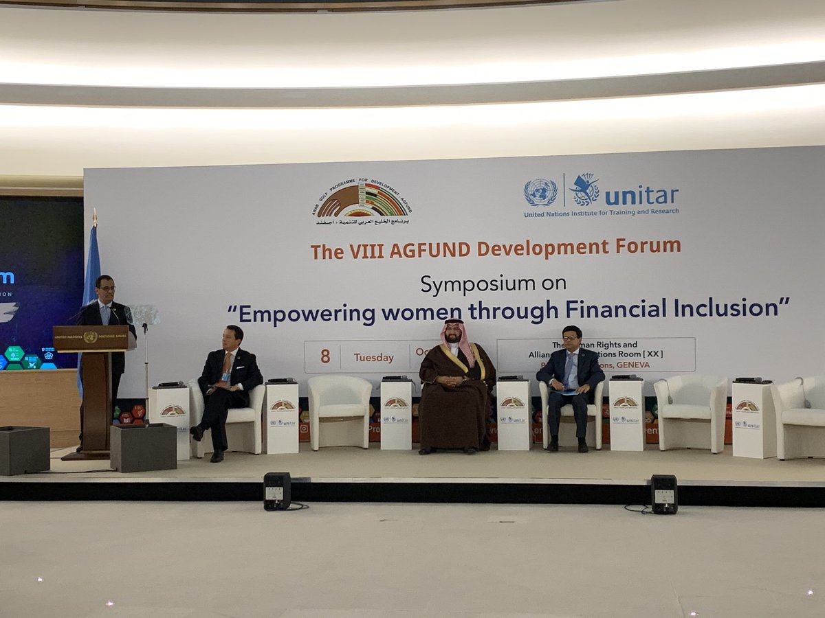 annamlsa's tweet photo. تشارك رئيسةجمعية الانامل المبدعةالاستاذةعائشة الشبيلي كمتحدثة في ندوة #تمكين_المرأة من خلال #الشمول_المالي في مقر #الامم_المتحدة في جنيف #VIIIAGFUNDfourm مستعرضة تجربتها الطويلة في مبادرات وبرامج تمكين المرأة وماتحتاجه من الدعم والتمكين
@AAzizTalal
@SoraSaud
@AhyahaF
@SA_W500100 https://t.co/PJ0HMQD2s7