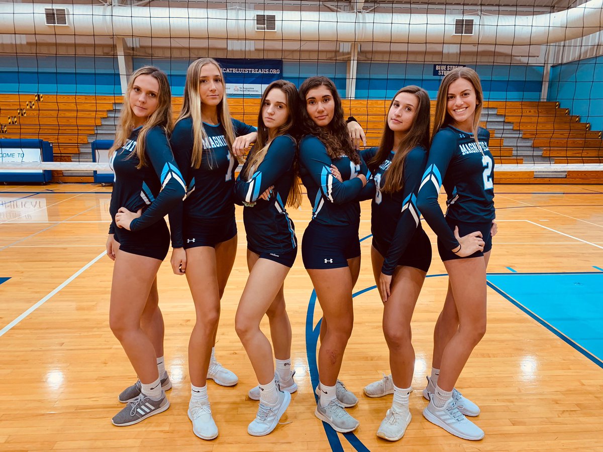 MagnificatVB's tweet photo. Come support our 6 seniors in their last home match this Wednesday at 6:30 @ HOME vs Strongsville.  CYO night as well!  Wear your CYO jersey, get in for free!!  Prizes/door giveaways/etc.  GO STREAKS!!! 💙⚡️🏐💪 https://t.co/JY6jzbfmeq
