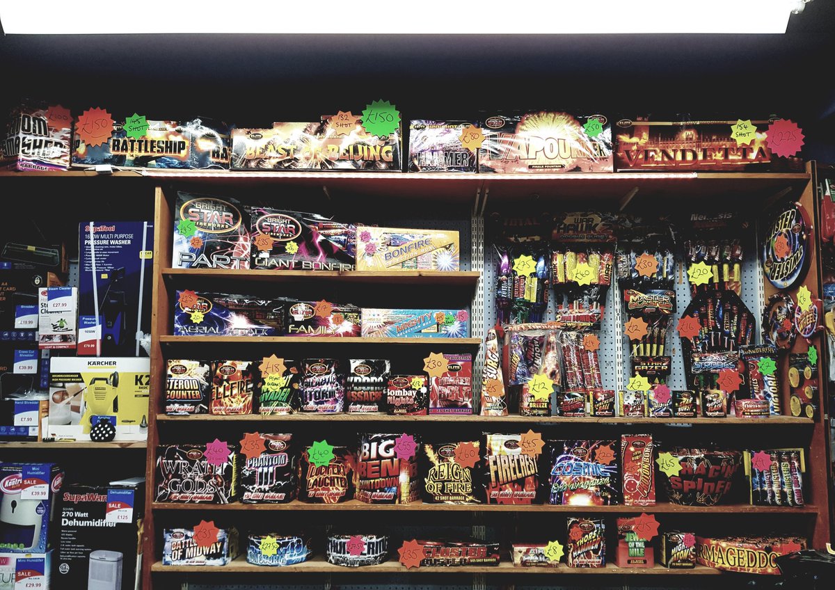 It's that time of year again 🎆✨

We are fully stocked &amp; ready!

Full list on our website...
francisdiy.com/fireworks

<a href="/Bright_Star_UK/">BrightStar Fireworks</a> <a href="/AmazingMoorland/">Moorland Road</a>