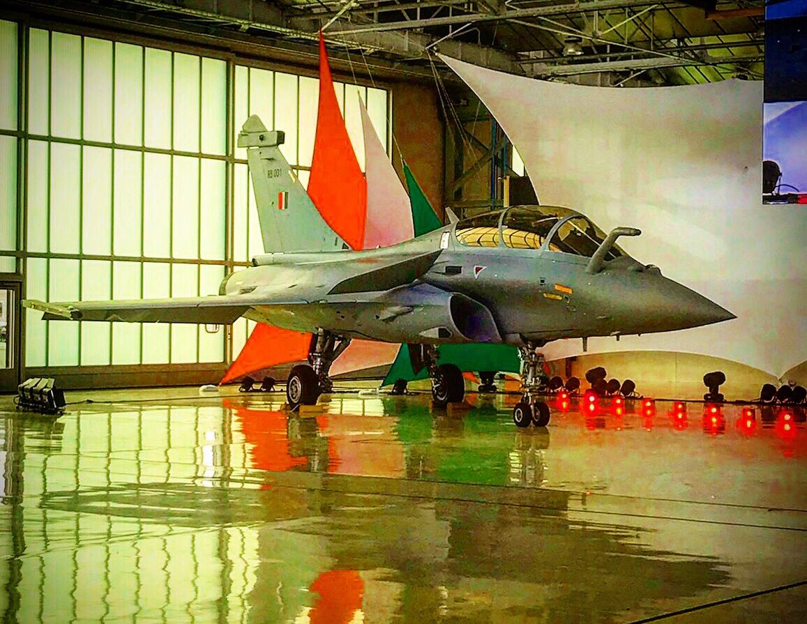 Почему Индонезия отказалась от российских Су-35 и приобрела французские Rafale? Эксперты дали свой комментарий Почему Индонезия отказалась от российских Су-35 и приобрела французские Rafale? Эксперты дали свой комментарий