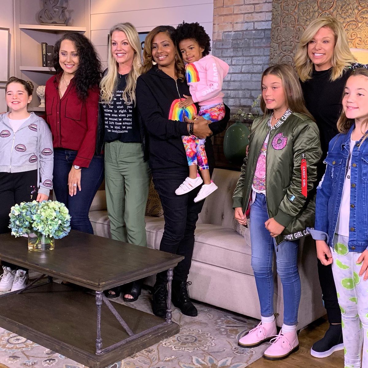 ashleydaly's tweet photo. Had the best time on @FOXBaltimore with the sweetest crew talking fashion and @Be_Candylicious https://t.co/GiVXLWmoHK