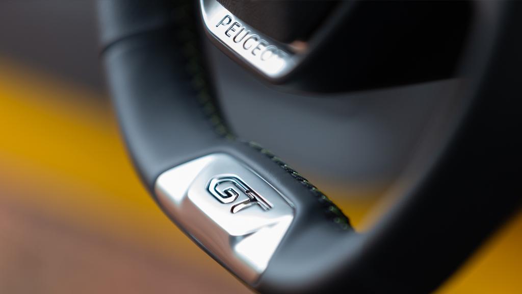 PeugeotFR's tweet image. Après les journalistes invités à Comporta, c'est désormais à vous de prendre le volant de la Nouvelle #Peugeot208. #208FirstDrive