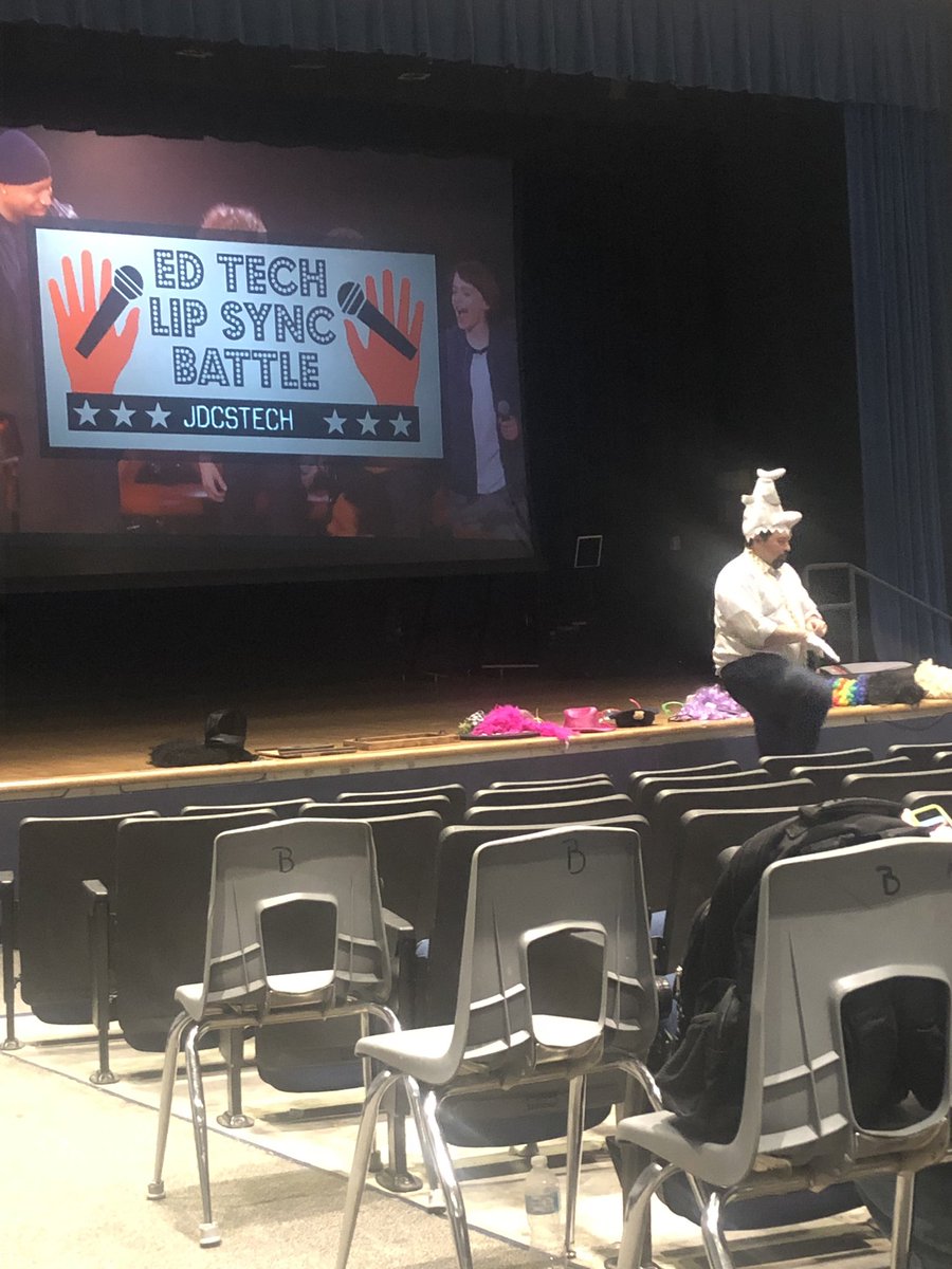 MrsCoachHelton's tweet photo. #jdcstech https://t.co/MUtc4w1mbA