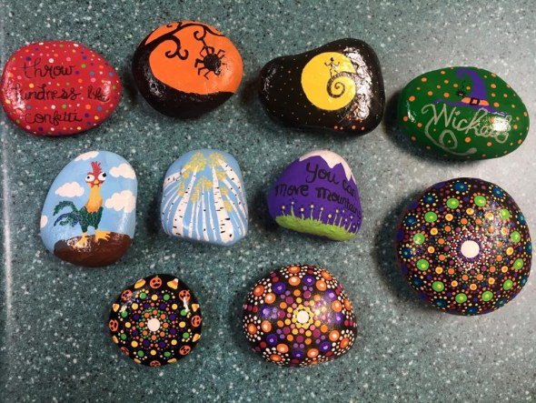 Artfire's tweet image. #KindnessRocks are a great way to spread #cheer while sharing your #creativeness!
bit.ly/2AOfM9S