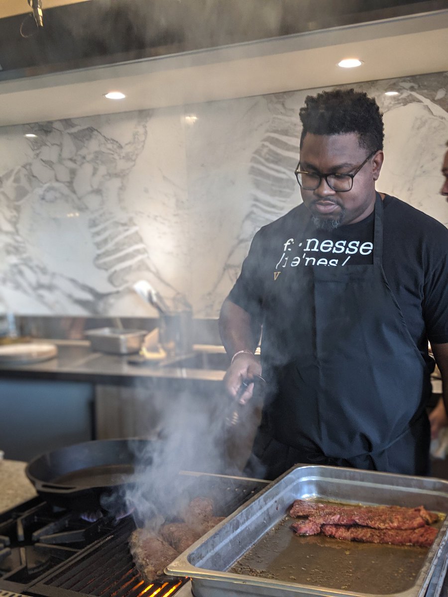 OneBandwagonFan's tweet photo. Just finished up the cooking class at @SiliconYall. Super dope! https://t.co/vc5tXoKcFL