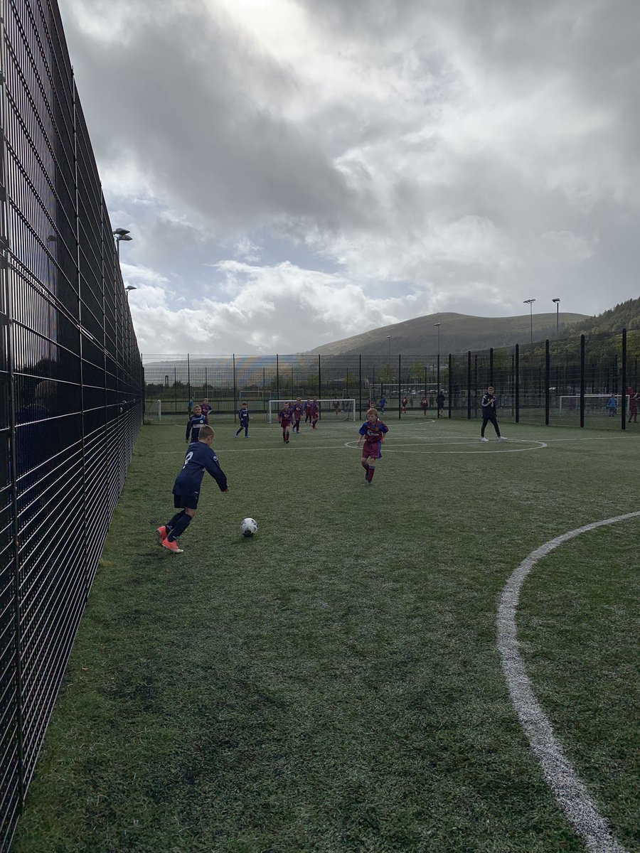 Fantastic day at Ebbw Vale Sports Centre for the Blaenau Gwent @CountyCommunity #KidsCup qualifiers ⚽️

Congratulations to winners @brynbachprimary 🏆 And @CYGprimary @ALCSixBells @WillowtownPri who qualify for the Gwent Finals!

Thank you @coleggwent #BGLZSport for supporting!
