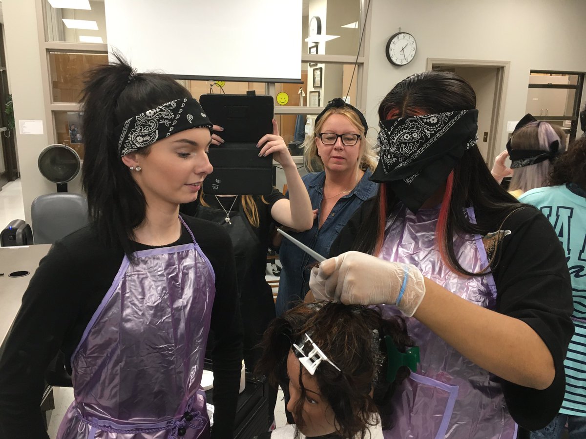 jacksonAHS's tweet photo. The Bird Box Challenge is back in senior Cosmetology. #RepThatA #CareerReady #EngagingLesson https://t.co/BCnjAlKcIP