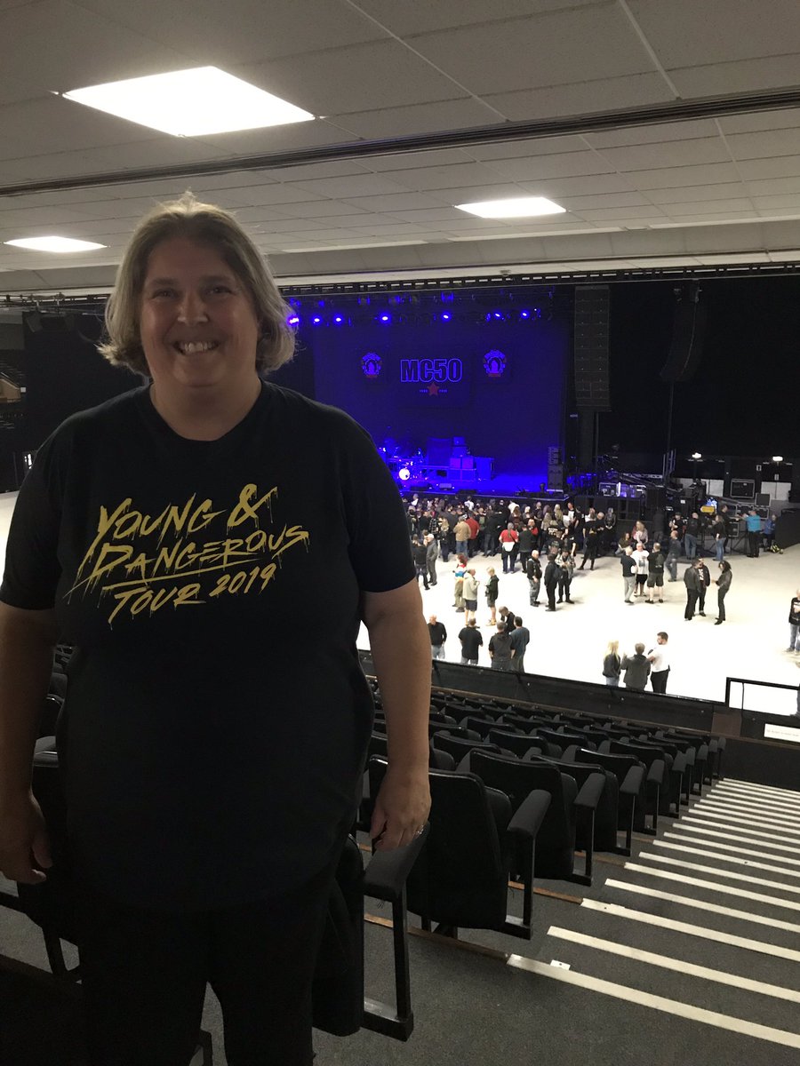 lisaduffy1968's tweet photo. @alicecooper @BrightonCentre  last day of our honeymoon. We flew in from Rock in Rio 1pm today!! https://t.co/UHSqKJmn20