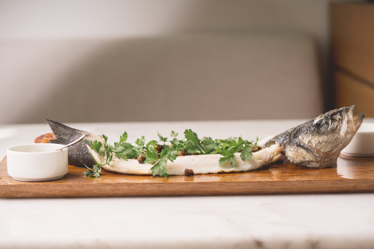 Pieuvre, betteraves, poisson entier... Ça vous met l'eau à la bouche? Ce ne sont que quelques uns des dix nouveaux plats qui seront disponibles dès ce soir! Serez-vous parmi les premiers à les essayer?