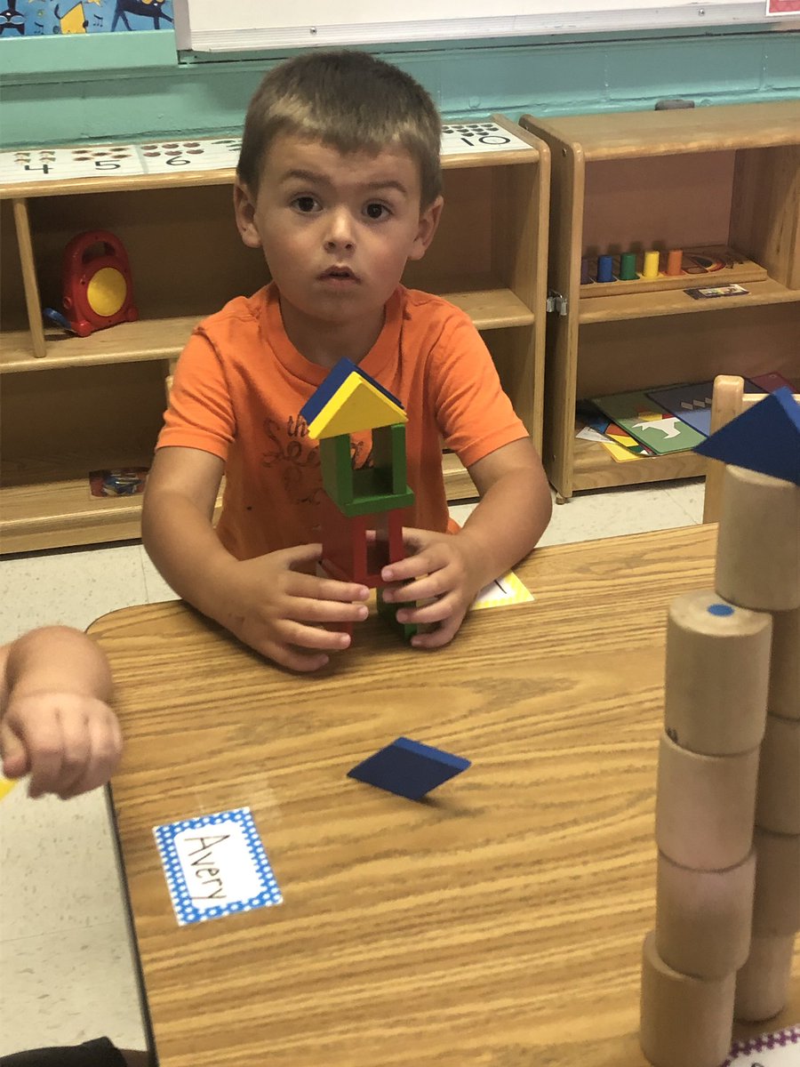 Aculick4K's tweet photo. I love seeing their creativity! He said he built a house using our shapes. 🤗 #WeLeadWGE https://t.co/HitxQpt5ax