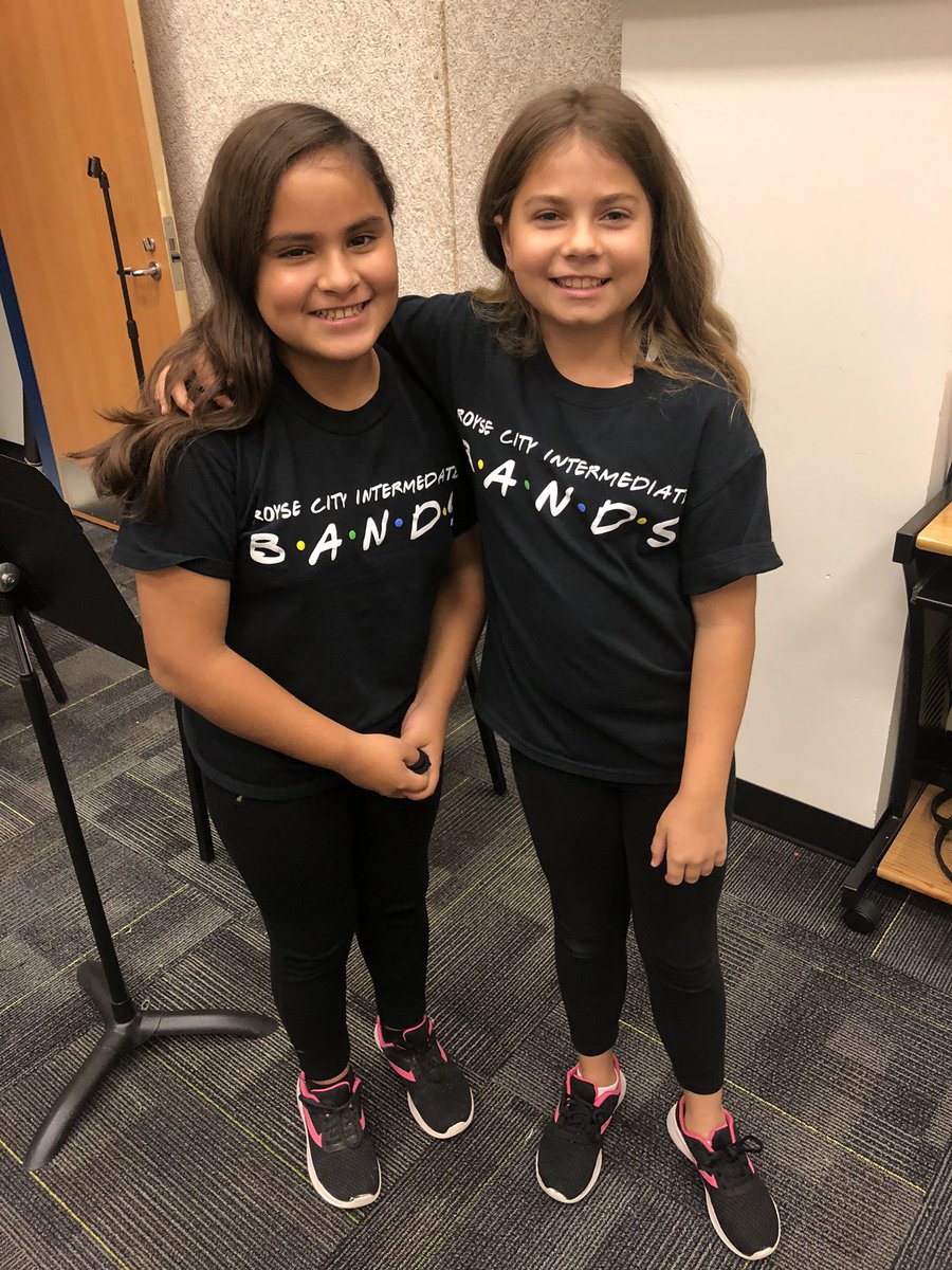 HOCO band twins!!!  Love it!! 🎶
