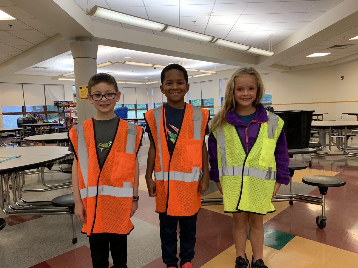 ChooseSEBRSD's tweet image. Congratulations to our WV ASP Student Mentors for the week of 10/7/2018: Frank, Jayden &amp;amp; Allyson! #ASPRocks 😀