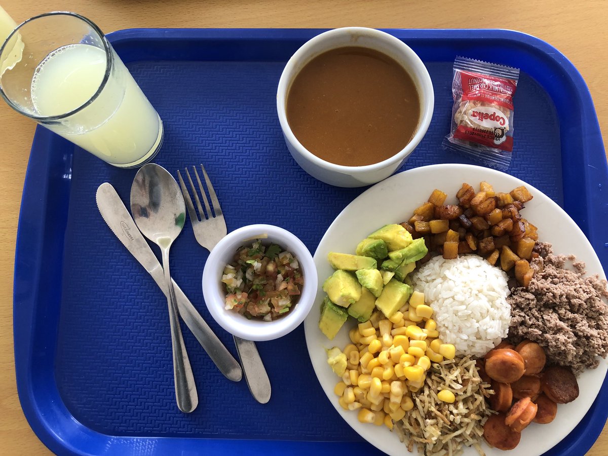 MsLeutheuser's tweet photo. Thank you @VermontSchoolMe for the incredible hospitality during the #curriculumsummitinsouthamerica 🍽 You kept us fueled so we could focus on learning from some outstanding presenters #fariapd https://t.co/HmtCF3dGq4