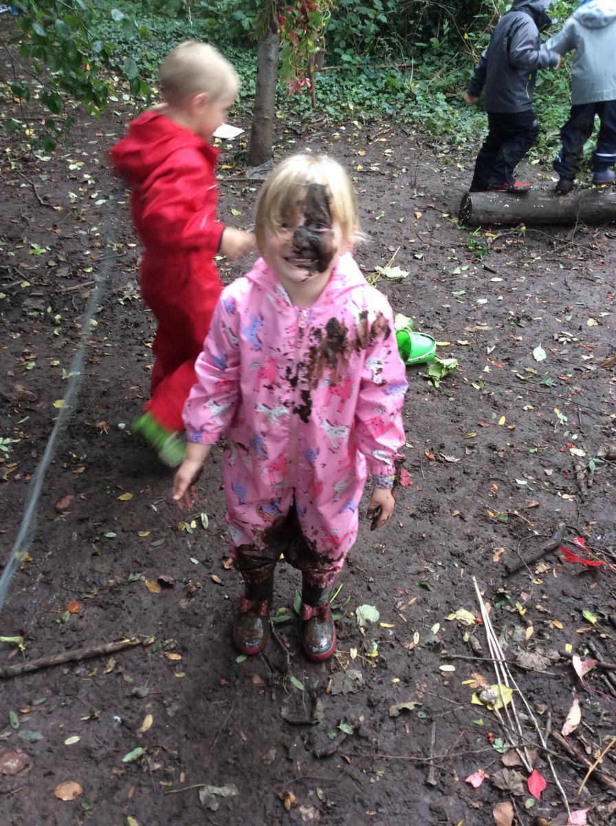 JORPS_1's tweet image. The Foundation children loved their visit to the Spinney. It's clear to see children love mud 😊#lovingnature #gettingdirty #motivatedlearners