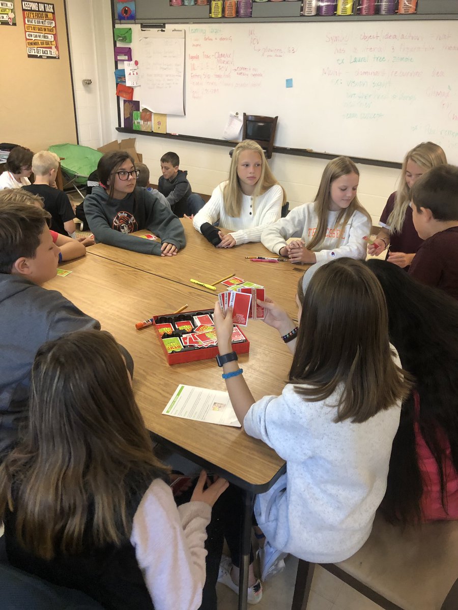 Mrs_Casson's tweet photo. Building vocabulary and relationships during GAP time! 💙🧡 #wordgames https://t.co/S47L1hWJxn
