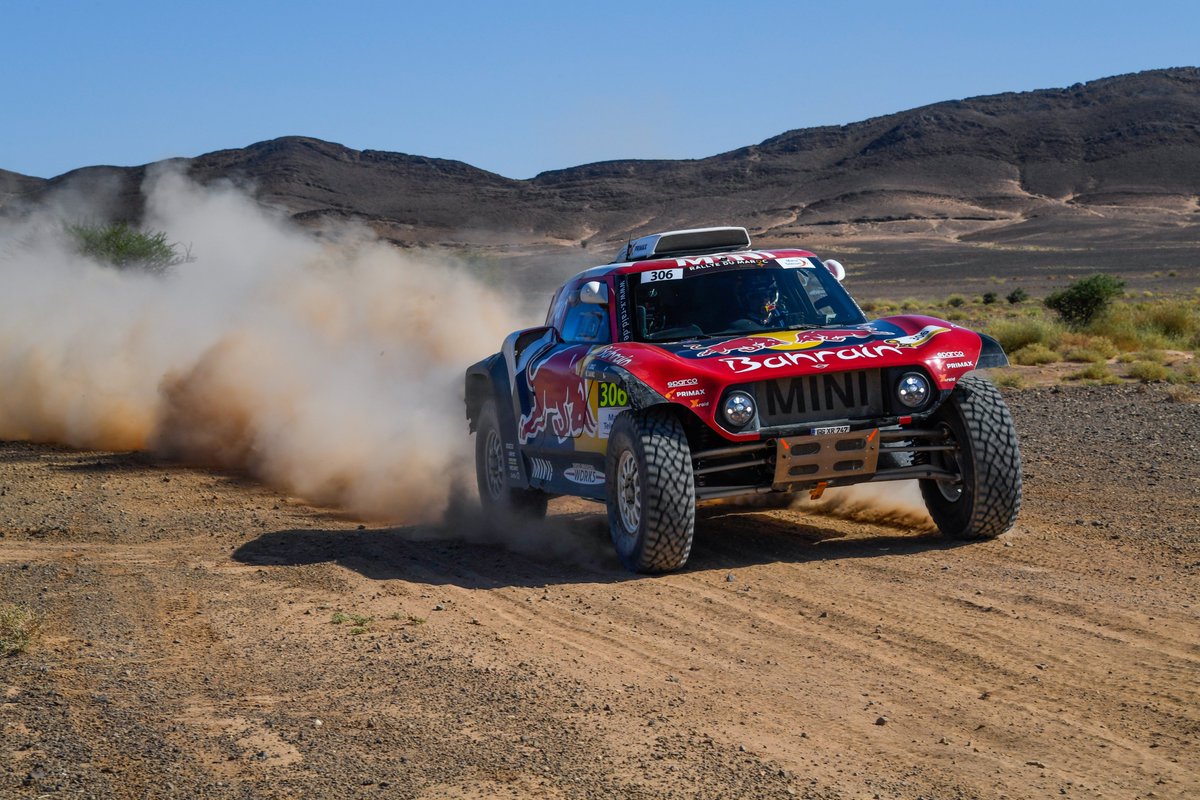 MarocRallye's tweet photo. 🏁 FINISH STAGE 4 – CARS FIA 🏁
1. @CSainz_oficial 📸
2. @KubaPrzygonski +2'36''
3. @TheRealGiniel +8'25''
Standings & results ➡ https://t.co/wyqUNV1WuI
📸 DPPI / Julien Delfosse
#RallyeduMaroc #BFGTires #BFGRacing #TeamUpWithBFG #MarocTelecom #Afriquia https://t.co/wyxWHsP1mU