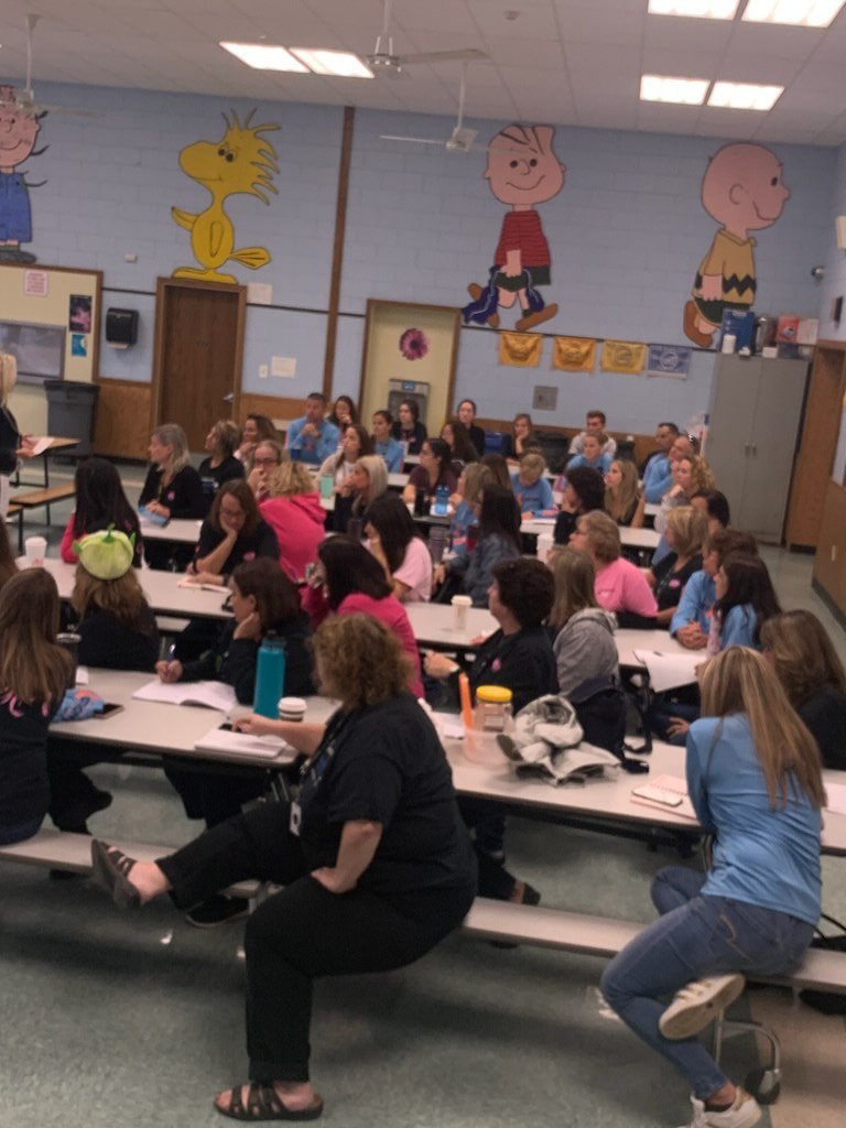 ᴡᴇɴᴏɴᴀʜ tweet media