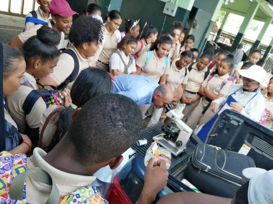 PROGANA_RD's tweet photo. Capacitación en Andrología a jóvenes estudiantes de termino y futuros extensionistas del Instituto Tecnológico San Ignacio de Loyola (ITESIL) https://t.co/wN4tkdDYwj