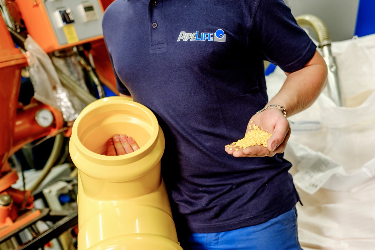 Pipelife_NED's tweet photo. Pipelife PVC en PE leidingen blijken twee maal zo duurzaam. De PVC en PE leidingen van Pipelife gaan meer dan 100 jaar mee. Dit is onlangs bewezen door @TEPPFA https://t.co/efuxDjcIb7
#PVC #PE #TEPPFA #PE100+ #PVC4Pipes #water #gas #elektro #binnenriolering #buitenriolering https://t.co/ZvrwKZCntV