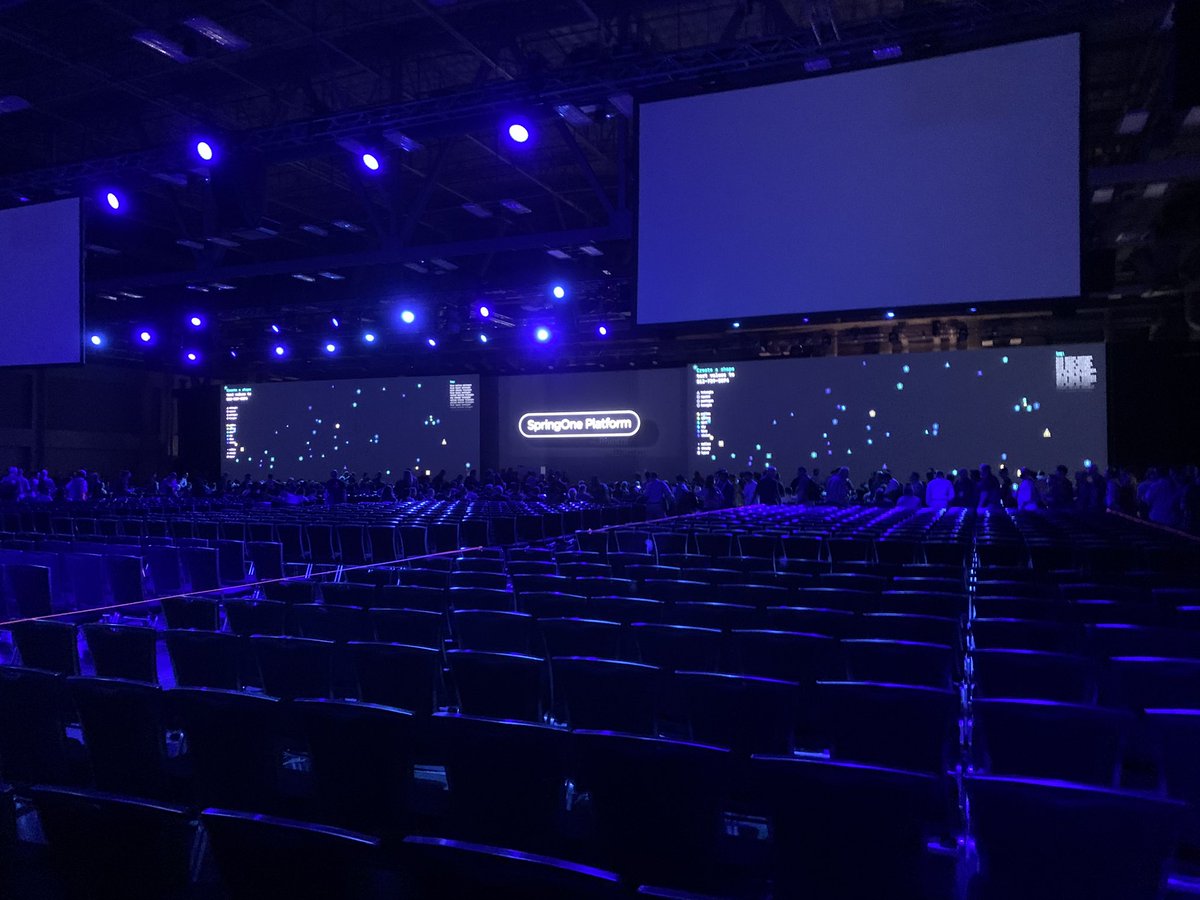anthonyjclarke's tweet photo. Here we go!  @Pivotal @S1P 
: #SpringOne #S1P #SpringOnePlatform #ImAPivot #Pivotal https://t.co/AmtMaDQR4O