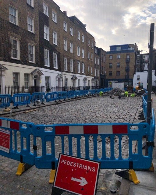 Looks like we spoke too soon 🙈 #GoodgePlace has now been re-cobbled!

Great job #VolkerHighways, we hope everyone enjoys their new speedy internet 👏🏼

#SavedFitzrovia #London #HudsonsProperty