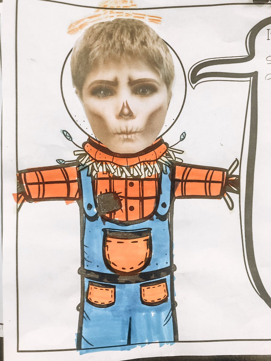 MrsWillis4th's tweet photo. Our scarecrow selfie writing turned out wonderful! 4th grade had so much fun with this writing project! 🍁🎃 #pgetweets #selfiewriting #4thgradefun https://t.co/aygnNOOI1Y