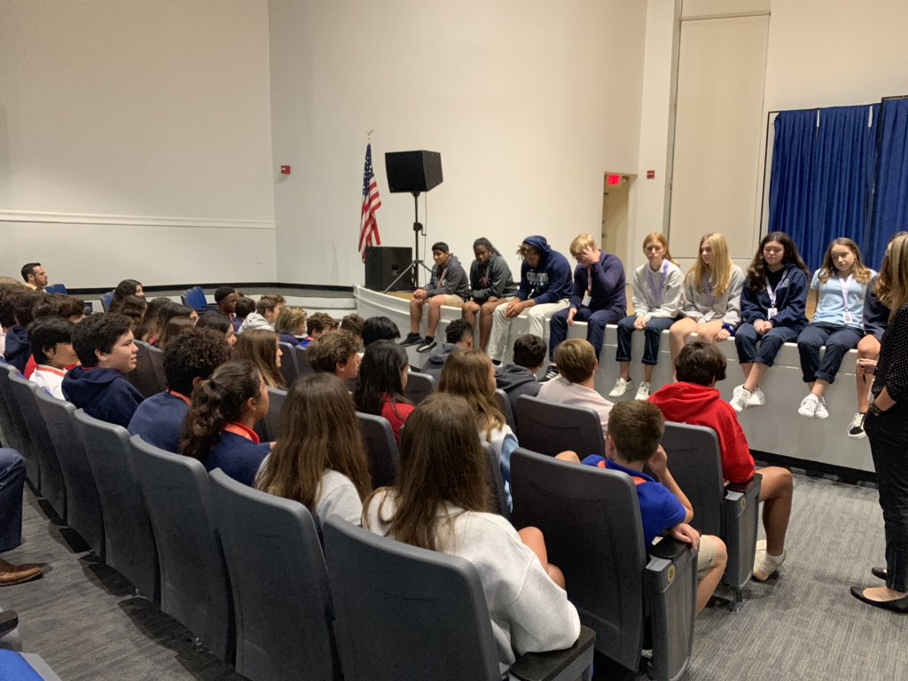 renee_mceachern's tweet photo. Montgomery students visit Miller and get a sneak peek into high school @GulliverSchools.  #gslearning @ginapcelic @SarahCompel https://t.co/0sjoxpqzKp