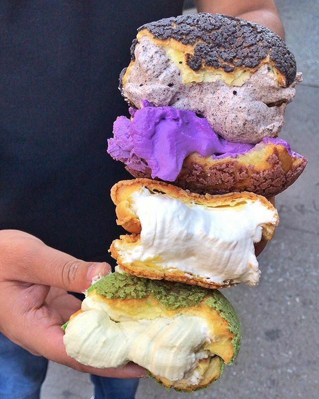 Surprisingly, we had a dessert without Nutella and we loved it! These cream puffs from @kekimoderncakes were heavenly! 😍🤤
In picture- top to bottom
1. Cookies &amp; Cream 
2. Ube
3. Classic Cream
4. Pistachio .
.
.
📍Keki Modern Cakes, Chinatown &amp; Ktown
.… ift.tt/2MruEQX