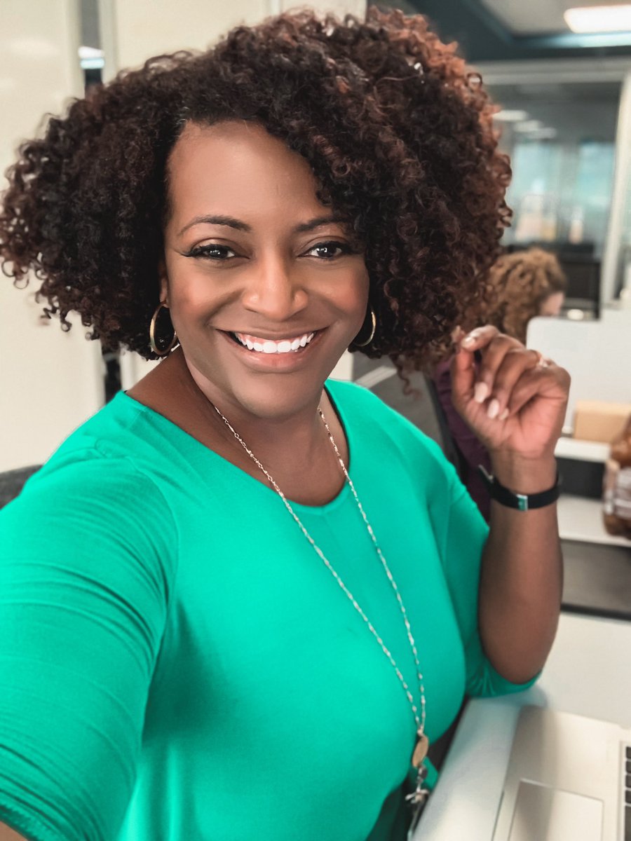 At it again keeping my customers  happy with launching successful projects. #WFORCEops #LifeAtATT <a href="/Engage_Ops/">Ops_NOW</a> Happy CSW Fam!!!