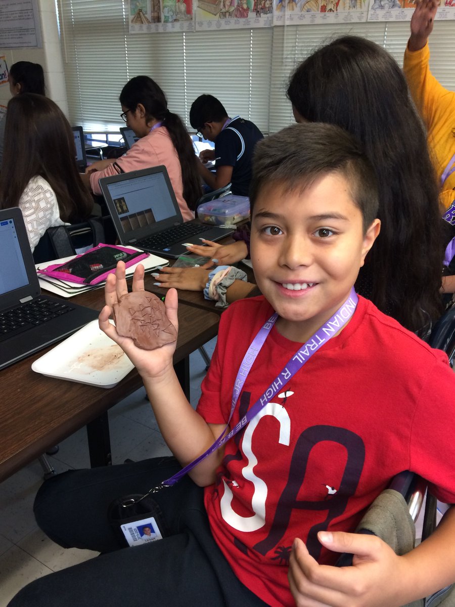 ITTeam6Two's tweet photo. Period 1 Cuneiform writing. Students learned that the first written language was not easy to memorize! We understand that creating a written language is part of WHAT MAKES A CIVILIZATION. @itbebrave https://t.co/ujfDkDggim