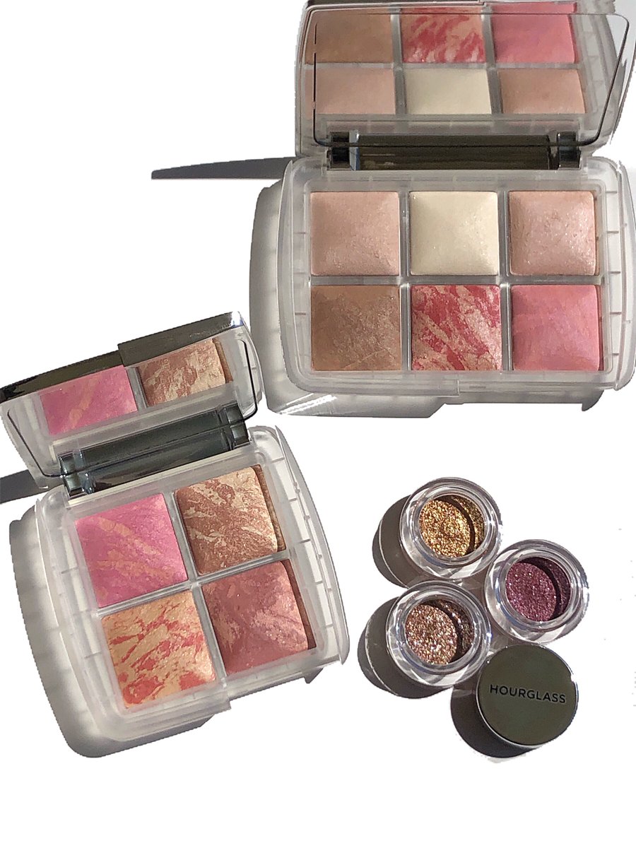 All about the <a href="/HourglassMakeup/">Hourglass Cosmetics</a> Holiday 2019 Collection, with swatches! #hourglasscosmetics #holidaymakeup #bblogger calibeaute.com/blog-1/2019/10…