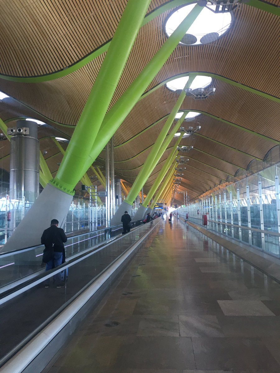 Vuelo tranquilo , por fin llegando a Madrid, una nueva historia comienza 😀
