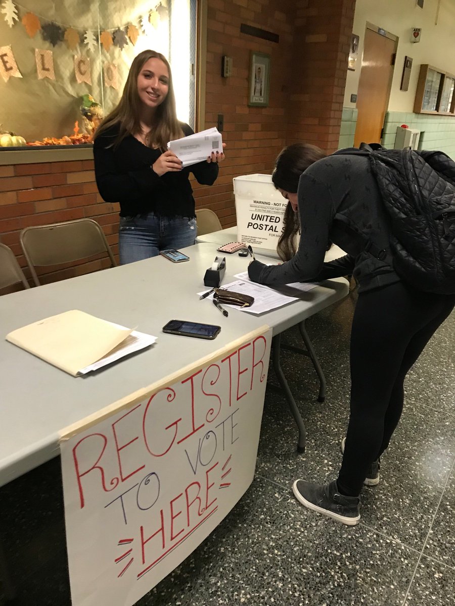 TGouraigeNPS's tweet photo. Our Student Council is doing its part to make sure our young peoples’ voices are heard at the ballot box! Our students are encouraging others to engage in their civic responsibilities. Congrats Student Council members on this meaningful initiative. #goodstuffnvd https://t.co/BtewK3jSdU