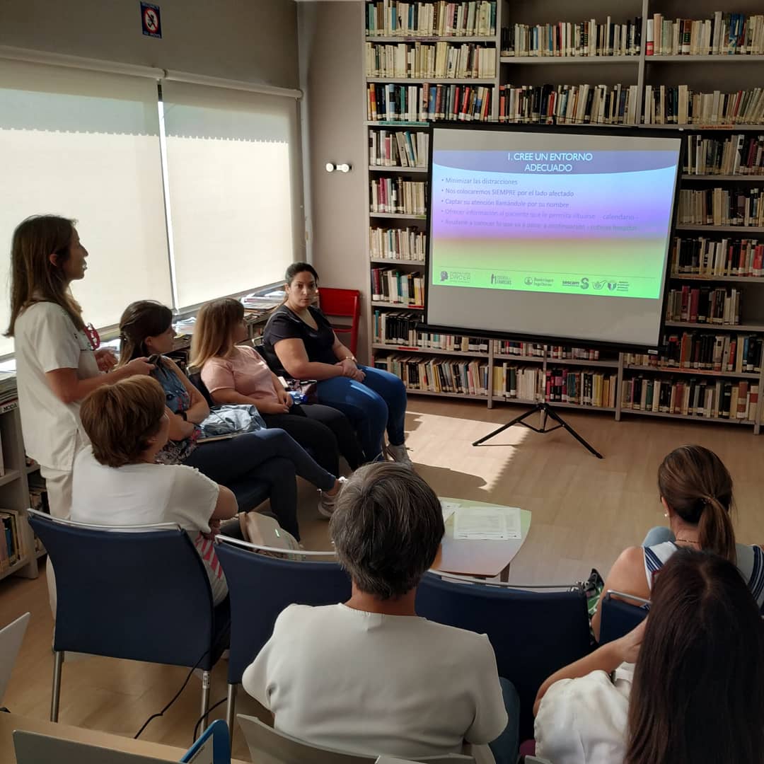 Carmi Ros tweet media