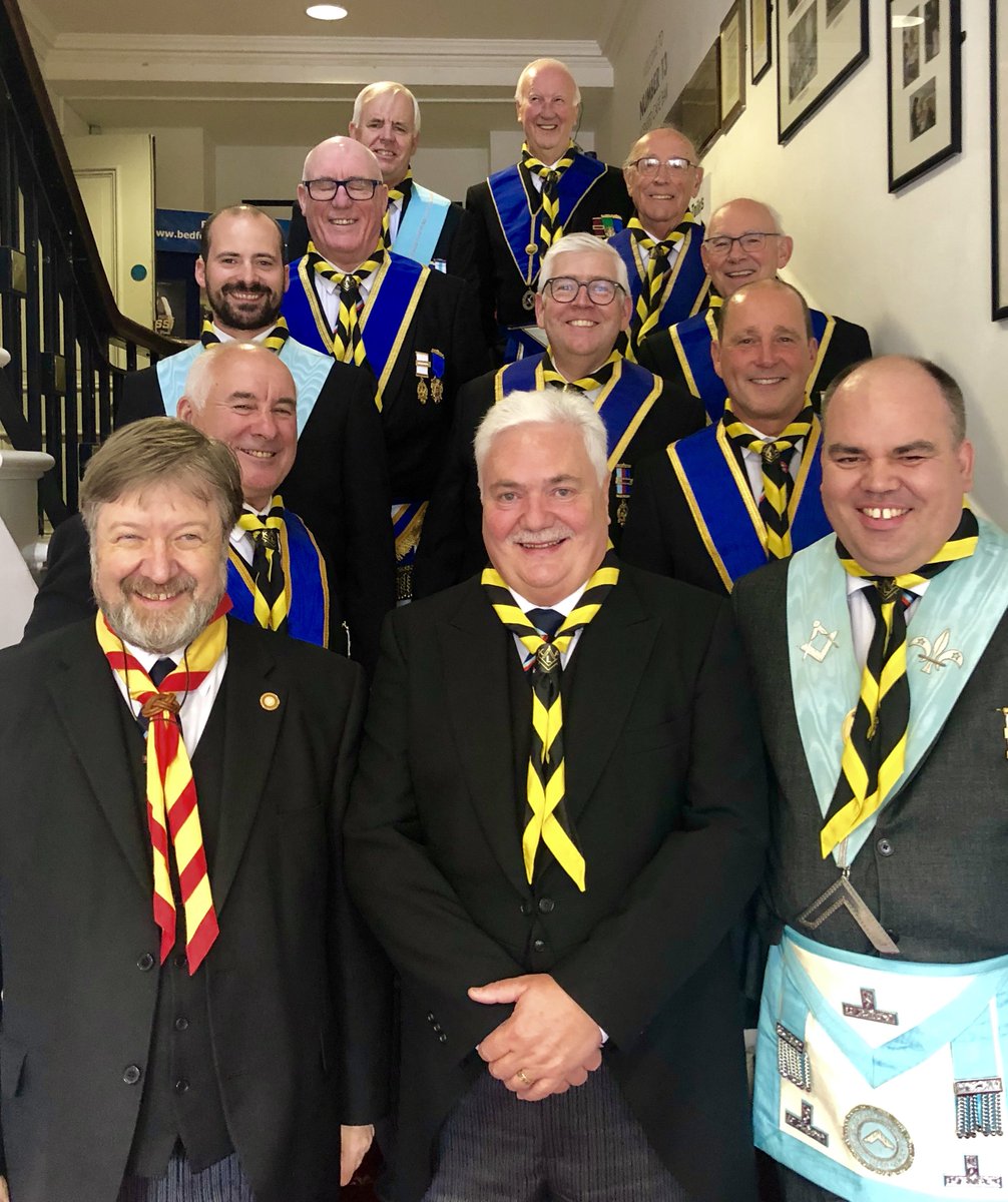 Duo Fraternitates Lodge sporting the KLA scarves at the Bedfordshire Provincial Meeting.