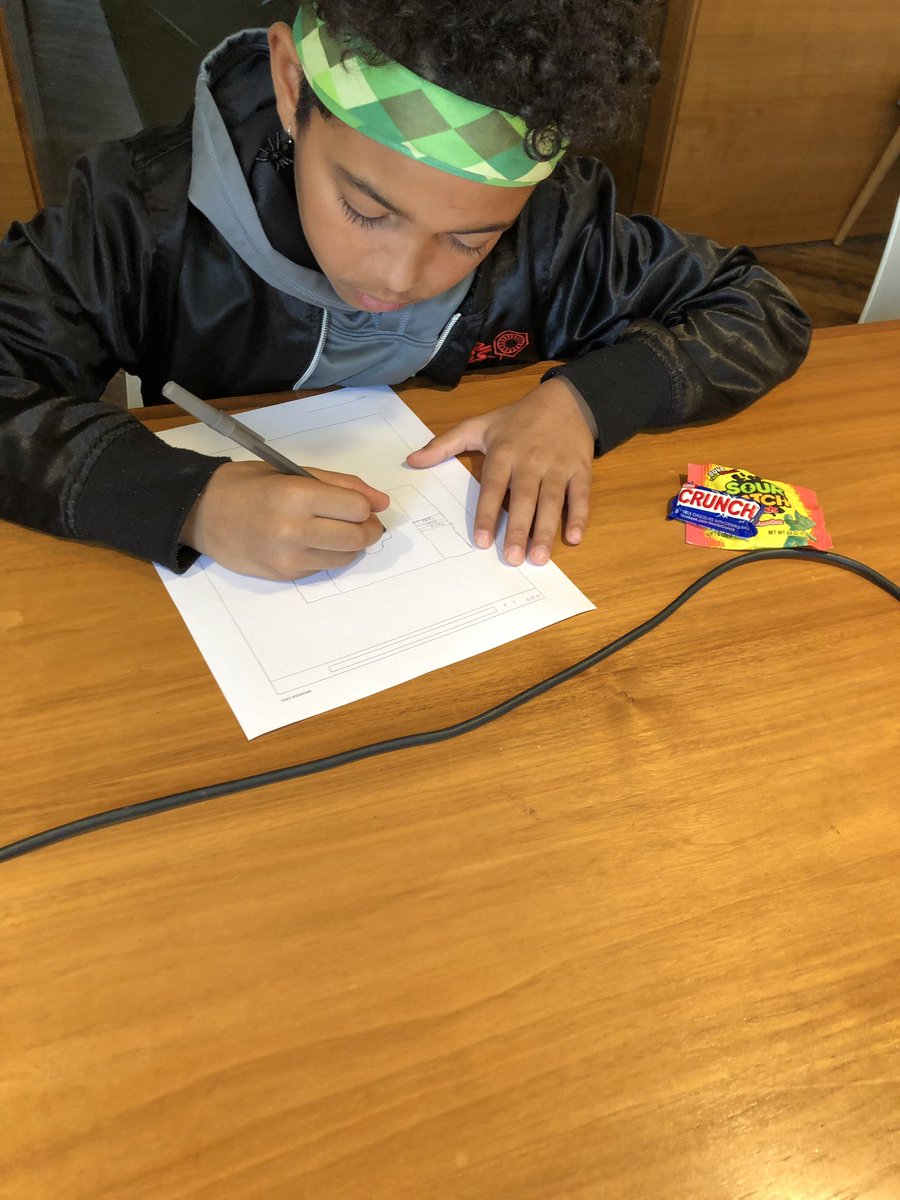 TiffaniTeaches's tweet photo. @K12AlbemarleLab students collaborating on ideas and then sketching a website for a client #cbictechtour https://t.co/WRVeP4t5tR