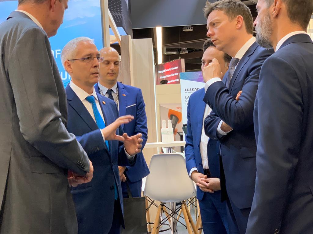 Grupo SPRI tweet media