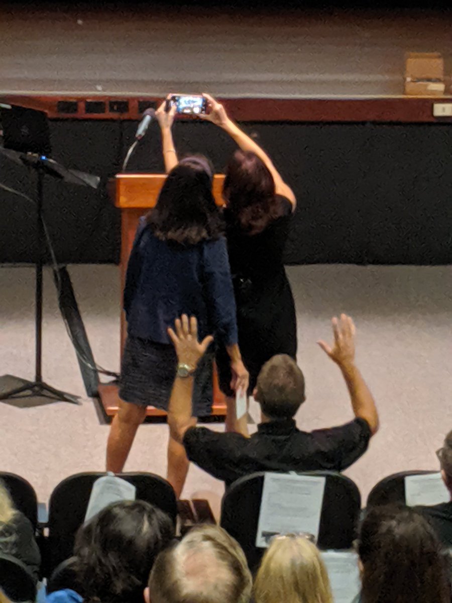 DaveMayler's tweet photo. #phscACD #reverseSELFIE #DrDr https://t.co/CDMELow9Es