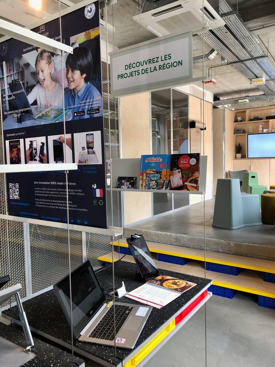 Nos livres interactifs sont à découvrir aux #AteliersGoogle à <a href="/saint_etienne_/">Ville Saint-Étienne</a> tout le mois d'octobre ! Les coachs sont disponibles pour présenter nos ouvrages.
Merci <a href="/GoogleEnFrance/">Google en France</a> pour l'invitation à être présent sur cet espace innovation !