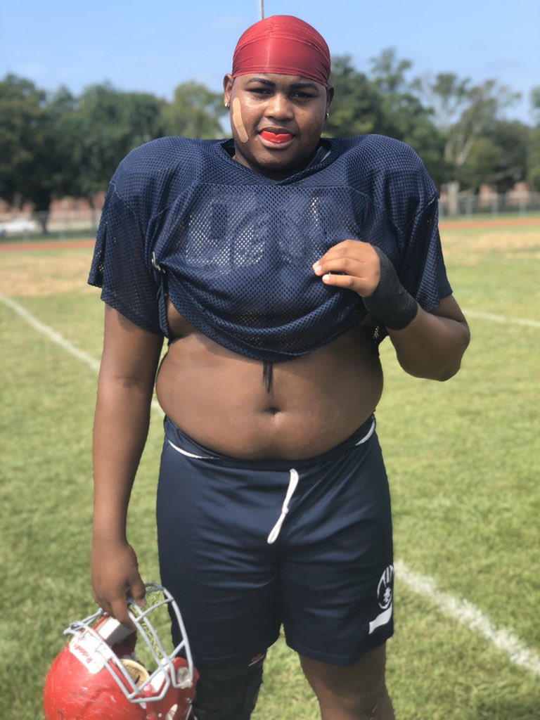 Congratulations to Sophomore Offensive Lineman Nathanyal Ridgeway on the PANCAKE of the week award in the win vs Brazoswood. This is the 3rd week in a row of this young bull winning the award! #3PT