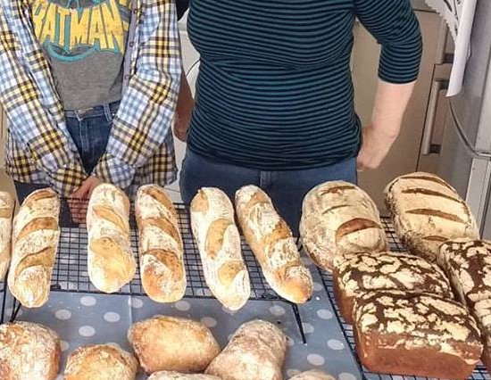 Don't be a sourpuss!!
Come along to learn everything there is know about sourdough bread. Make your own starter and bake some delicious breads. to book click on eventbrite.co.uk/e/alexandras-s…
