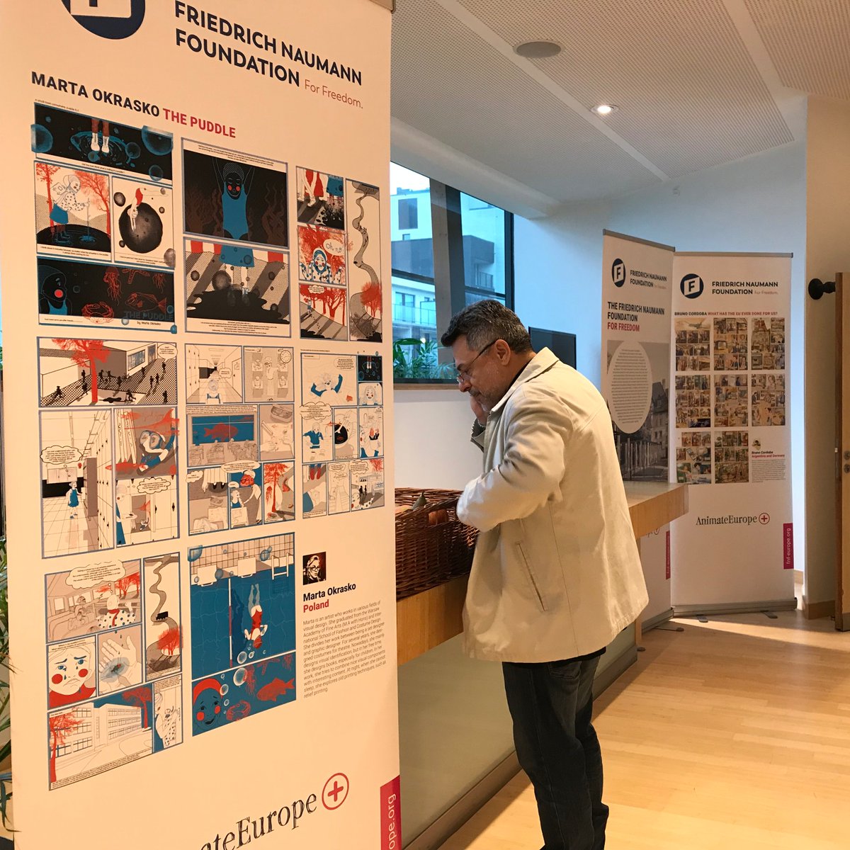 fnfeurope's tweet photo. 👩🎨 Today, you had the chance to visit our #AnimateEurope exposition at the @EU_CoR in the framework of the European Week of Regions and Cities!
Many thanks to @RenewEuropeCoR for facilitating this chance! ❤️ https://t.co/Bm3so9byBS