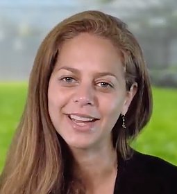 TedxYoungCircle's tweet photo. What is the future of urban #farming and food production? Lisa Merkle is an #urban #farmer growing vegetables via #hydroponics in #shipping containers in downtown #Miami. Hear her insights into the farms &amp; foods of tomorrow @TedxYoungCircle  https://t.co/YLUhaZzgcJ https://t.co/qtTqQbA9p0
