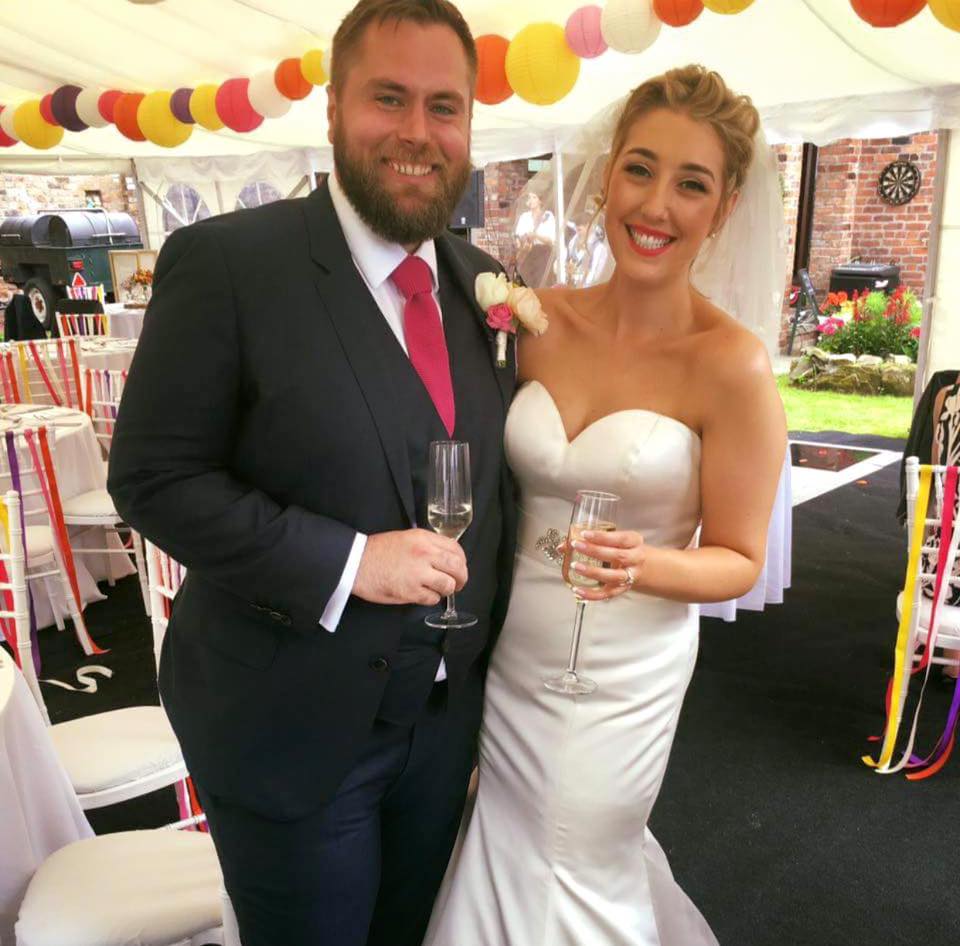 Do you have a wedding to plan next year? Let us help you make it a day to remember! Free site visits available now! - 0800 088 6113 👰🤵🎉🎪🥂 #partytent #tenthire  #marqueehire  #eventplanning #eventorganising