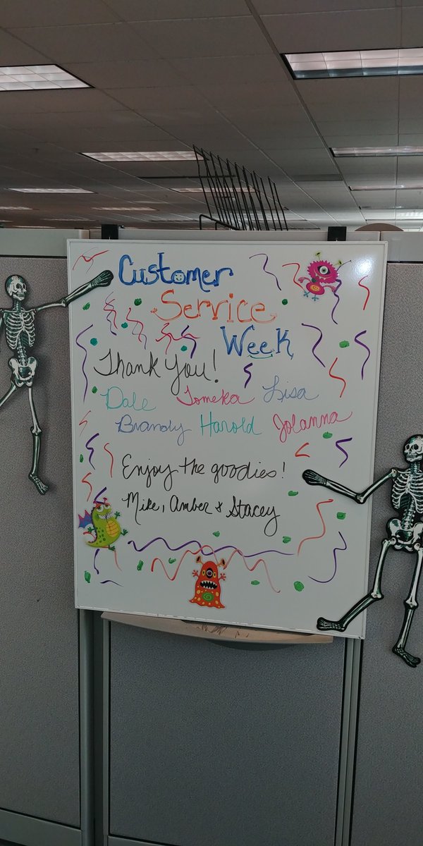 JULIABROGAN2's tweet photo. Customer Service Week!  Thanks to the NPMC Earth City Clerks for their hard work and dedication!  @wforceops #wforceops https://t.co/AJV70JSTmm