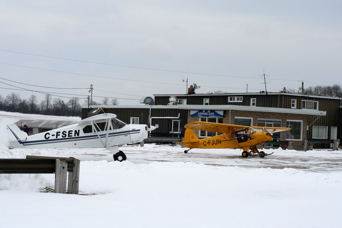 setting_north's tweet photo. Just a couple of #piper cubs out for some fuel before heading back up north on a winter #adventure #flying #aviation #avgeek https://t.co/IgC39DAax0